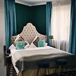 Boutique Sarah 4*