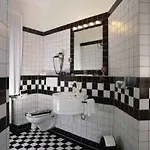 Hotel Boutique Sarah 4*