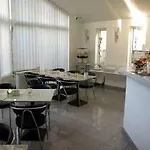 Boutique Sarah Hotel 4*