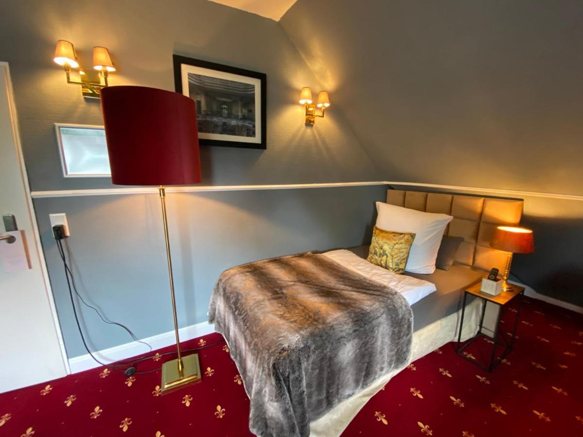 Boutique Sarah Hotel 4*