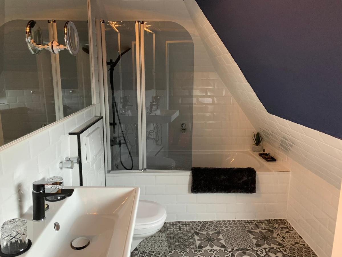 Hotel Boutique Sarah 4*